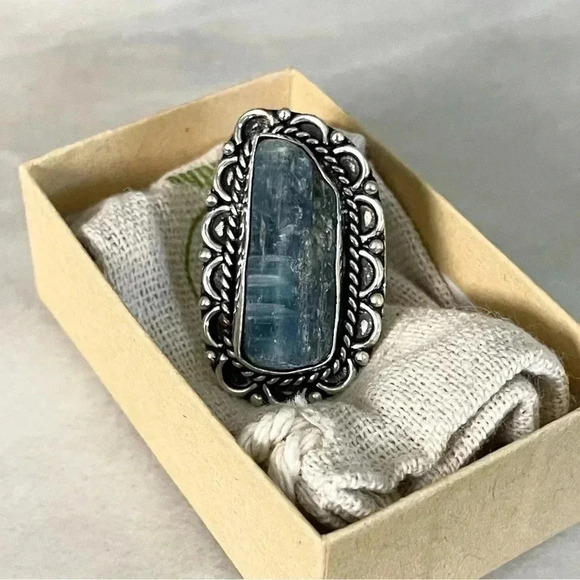 Blue Sodalite Sterling Silver Ring​​ - Picture 4 of 9